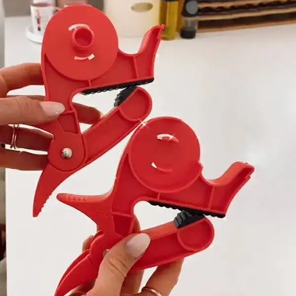 Using the Gift Wrapping Tool